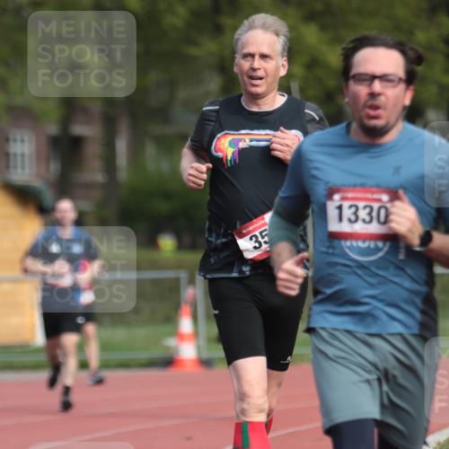 13.04.2025 - Hammer Lauf A. Gomolzig http://msf.ph/oto/7660487 13.04.2025 10:38:06 Ziel 254, 627, 647, 718, 767, 1330 meine-sportfotos.de