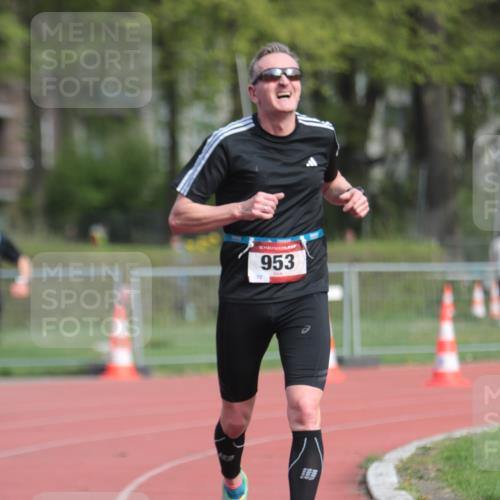 13.04.2025 - Hammer Lauf A. Gomolzig http://msf.ph/oto/7660511 13.04.2025 10:38:15 Ziel 131, 647, 953, 956 meine-sportfotos.de