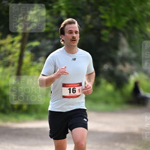 13.04.2025 - Hammer Lauf Dr. Thomas Lammeyer http://msf.ph/oto/7660523 13.04.2025 11:24:14 Laufen 15, 161 meine-sportfotos.de