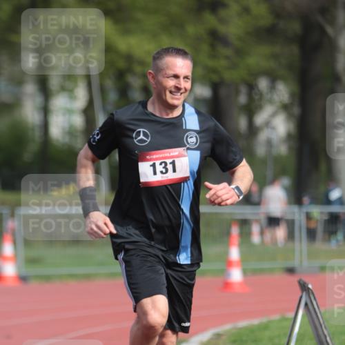 13.04.2025 - Hammer Lauf A. Gomolzig http://msf.ph/oto/7660531 13.04.2025 10:38:21 Ziel 131, 450, 935 meine-sportfotos.de