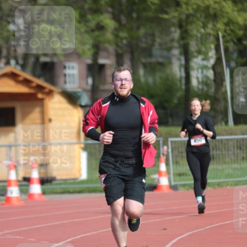 13.04.2025 - Hammer Lauf A. Gomolzig http://msf.ph/oto/7660536 13.04.2025 10:38:26 Ziel 450, 935 meine-sportfotos.de