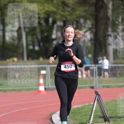 13.04.2025 - Hammer Lauf A. Gomolzig http://msf.ph/oto/7660549 13.04.2025 10:38:30 Ziel 450, 1841 meine-sportfotos.de