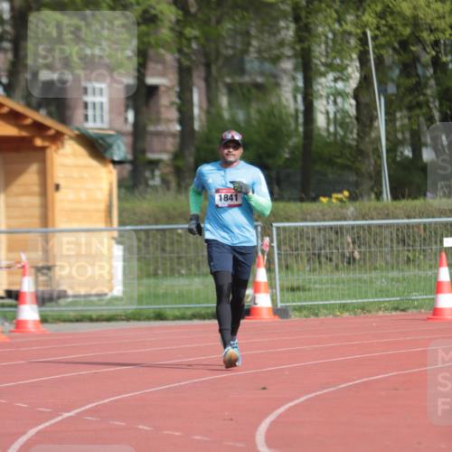 13.04.2025 - Hammer Lauf A. Gomolzig http://msf.ph/oto/7660558 13.04.2025 10:38:35 Ziel 1841 meine-sportfotos.de