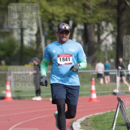 13.04.2025 - Hammer Lauf A. Gomolzig http://msf.ph/oto/7660565 13.04.2025 10:38:38 Ziel 1204, 1841 meine-sportfotos.de