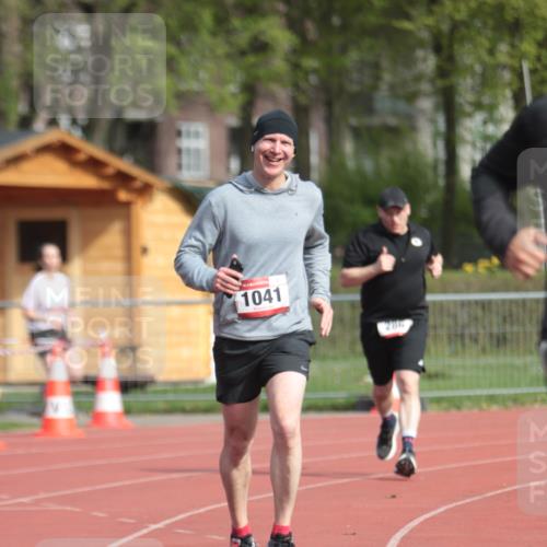 13.04.2025 - Hammer Lauf A. Gomolzig http://msf.ph/oto/7660588 13.04.2025 10:38:49 Ziel 286, 497, 575, 1041, 1857 meine-sportfotos.de
