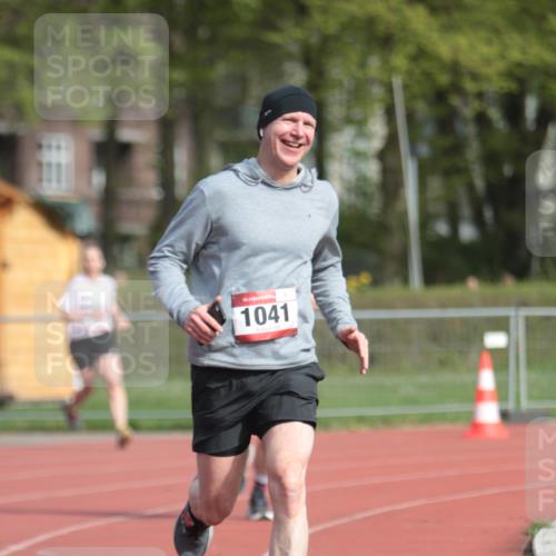 13.04.2025 - Hammer Lauf A. Gomolzig http://msf.ph/oto/7660593 13.04.2025 10:38:50 Ziel 286, 497, 1041, 1857 meine-sportfotos.de