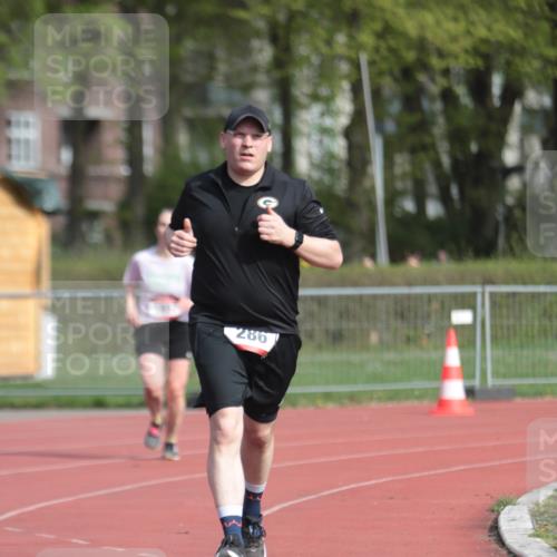 13.04.2025 - Hammer Lauf A. Gomolzig http://msf.ph/oto/7660597 13.04.2025 10:38:52 Ziel 286, 1041, 1857 meine-sportfotos.de