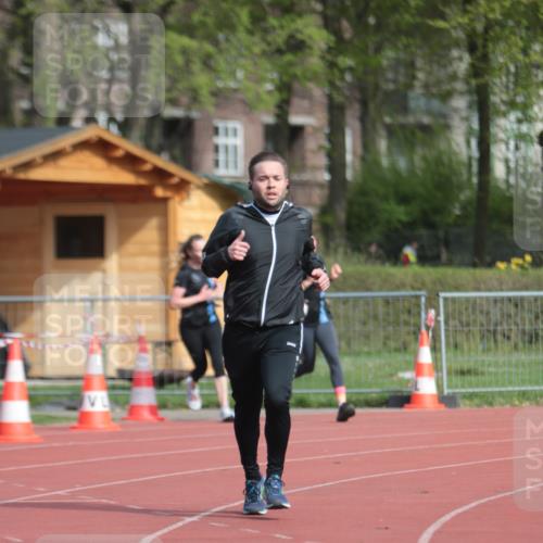13.04.2025 - Hammer Lauf A. Gomolzig http://msf.ph/oto/7660630 13.04.2025 10:39:09 Ziel 207, 1059, 1060, 1799 meine-sportfotos.de