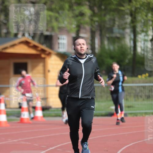13.04.2025 - Hammer Lauf A. Gomolzig http://msf.ph/oto/7660633 13.04.2025 10:39:10 Ziel 207, 1059, 1060, 1799 meine-sportfotos.de