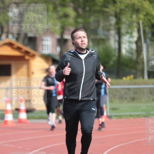 13.04.2025 - Hammer Lauf A. Gomolzig http://msf.ph/oto/7660635 13.04.2025 10:39:11 Ziel 207, 1059, 1060, 1799 meine-sportfotos.de