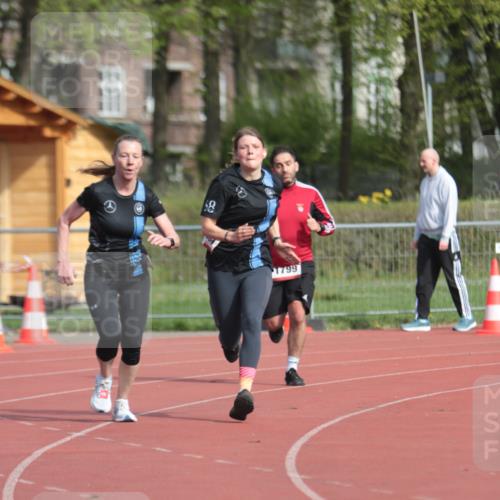 13.04.2025 - Hammer Lauf A. Gomolzig http://msf.ph/oto/7660640 13.04.2025 10:39:13 Ziel 207, 387, 1059, 1060, 1799 meine-sportfotos.de