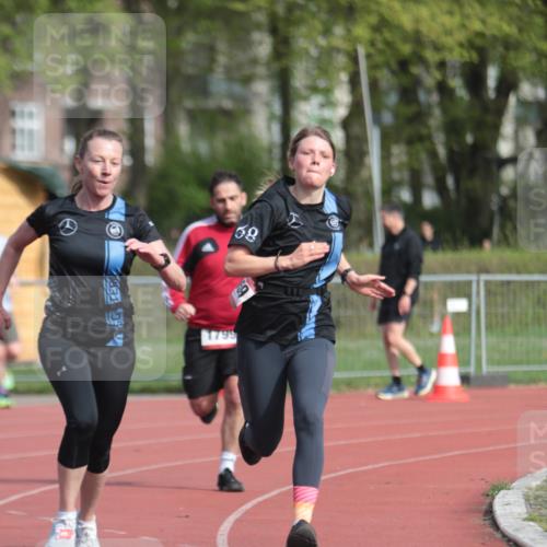 13.04.2025 - Hammer Lauf A. Gomolzig http://msf.ph/oto/7660646 13.04.2025 10:39:14 Ziel 387, 1059, 1060, 1799 meine-sportfotos.de