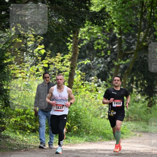 13.04.2025 - Hammer Lauf Dr. Thomas Lammeyer http://msf.ph/oto/7660689 13.04.2025 11:24:43 Laufen 1837, 10, 1958 meine-sportfotos.de