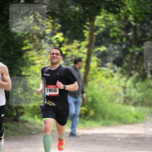 13.04.2025 - Hammer Lauf Dr. Thomas Lammeyer http://msf.ph/oto/7660716 13.04.2025 11:24:45 Laufen 1958 meine-sportfotos.de