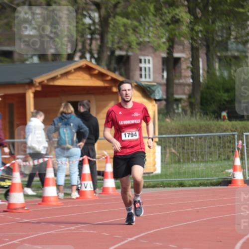 13.04.2025 - Hammer Lauf A. Gomolzig http://msf.ph/oto/7660719 13.04.2025 10:40:01 Ziel 1794 meine-sportfotos.de