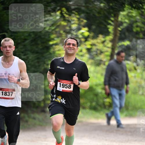 13.04.2025 - Hammer Lauf Dr. Thomas Lammeyer http://msf.ph/oto/7660725 13.04.2025 11:24:46 Laufen 15, 1958, 236, 15, 1837 meine-sportfotos.de