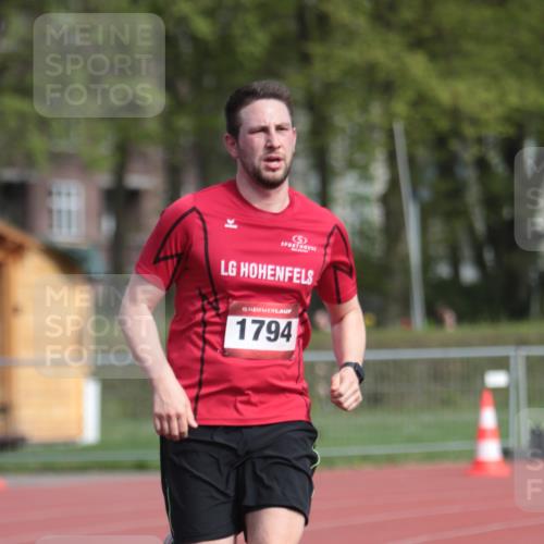 13.04.2025 - Hammer Lauf A. Gomolzig http://msf.ph/oto/7660731 13.04.2025 10:40:04 Ziel 1794 meine-sportfotos.de