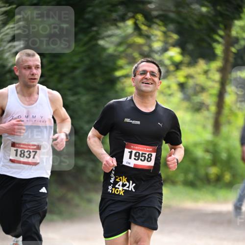 13.04.2025 - Hammer Lauf Dr. Thomas Lammeyer http://msf.ph/oto/7660734 13.04.2025 11:24:46 Laufen 1837, 15, 1958, 236, 42, 10 meine-sportfotos.de