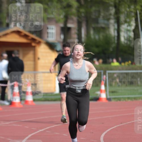 13.04.2025 - Hammer Lauf A. Gomolzig http://msf.ph/oto/7660740 13.04.2025 10:40:17 Ziel 537, 1099, 1796 meine-sportfotos.de
