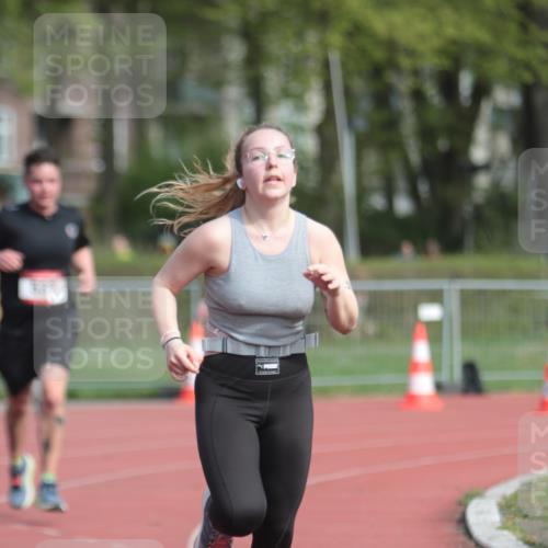 13.04.2025 - Hammer Lauf A. Gomolzig http://msf.ph/oto/7660743 13.04.2025 10:40:18 Ziel 537, 1099, 1796 meine-sportfotos.de