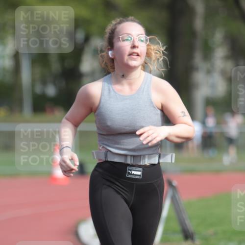 13.04.2025 - Hammer Lauf A. Gomolzig http://msf.ph/oto/7660747 13.04.2025 10:40:19 Ziel 537, 1099, 1796 meine-sportfotos.de