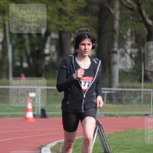 13.04.2025 - Hammer Lauf A. Gomolzig http://msf.ph/oto/7660811 13.04.2025 10:40:50 Ziel 498, 1778 meine-sportfotos.de