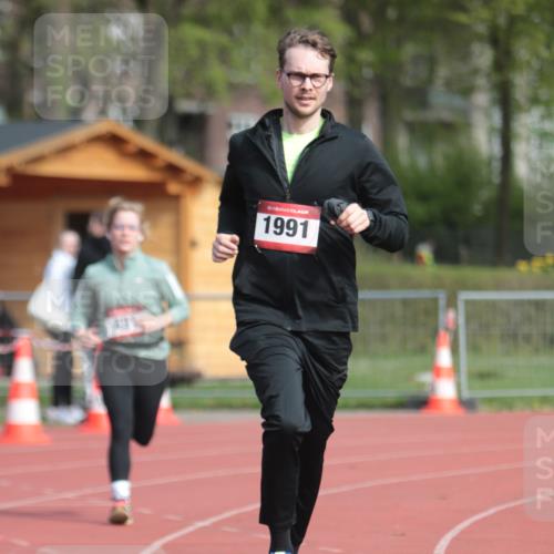 13.04.2025 - Hammer Lauf A. Gomolzig http://msf.ph/oto/7660856 13.04.2025 10:41:25 Ziel 491 meine-sportfotos.de