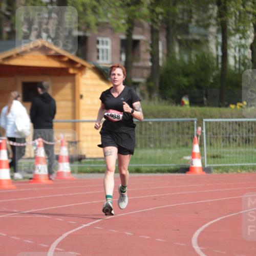 13.04.2025 - Hammer Lauf A. Gomolzig http://msf.ph/oto/7660863 13.04.2025 10:41:40 Ziel 906, 1988 meine-sportfotos.de
