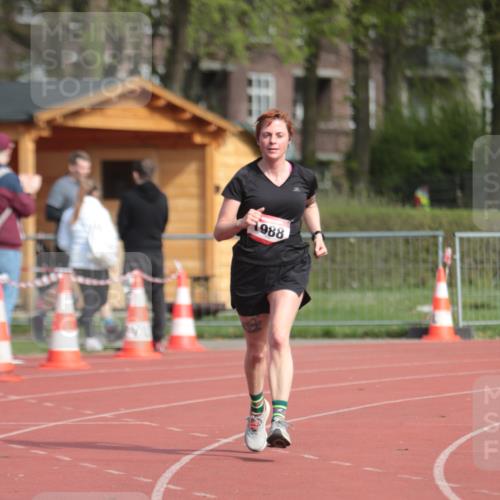 13.04.2025 - Hammer Lauf A. Gomolzig http://msf.ph/oto/7660865 13.04.2025 10:41:41 Ziel 906, 1988 meine-sportfotos.de