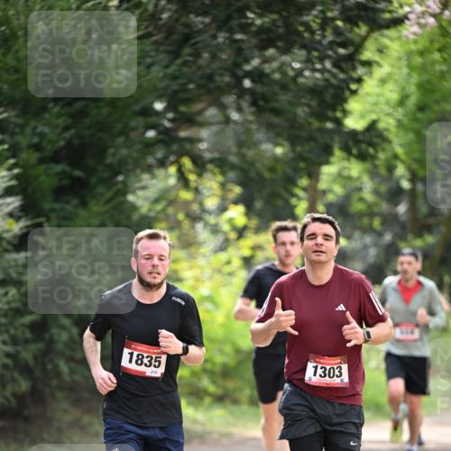 13.04.2025 - Hammer Lauf Dr. Thomas Lammeyer http://msf.ph/oto/7660885 13.04.2025 11:25:06 Laufen 15, 1835, 215, 1303 meine-sportfotos.de