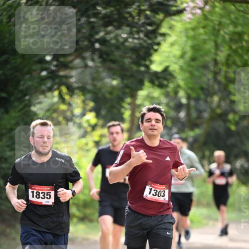 13.04.2025 - Hammer Lauf Dr. Thomas Lammeyer http://msf.ph/oto/7660888 13.04.2025 11:25:06 Laufen 15, 1303, 15, 1835, 215 meine-sportfotos.de