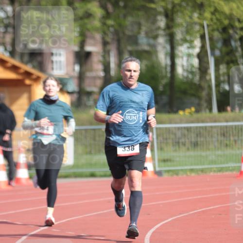13.04.2025 - Hammer Lauf A. Gomolzig http://msf.ph/oto/7660955 13.04.2025 10:43:01 Ziel 288, 338, 564 meine-sportfotos.de