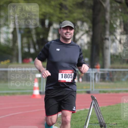 13.04.2025 - Hammer Lauf A. Gomolzig http://msf.ph/oto/7660988 13.04.2025 10:43:28 Ziel 159, 962, 965, 994, 1805, 1956 meine-sportfotos.de