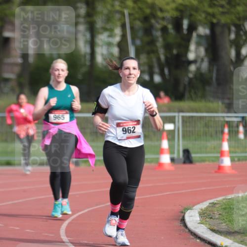 13.04.2025 - Hammer Lauf A. Gomolzig http://msf.ph/oto/7661000 13.04.2025 10:43:33 Ziel 146, 460, 544, 962, 965, 994, 1588 meine-sportfotos.de