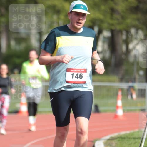 13.04.2025 - Hammer Lauf A. Gomolzig http://msf.ph/oto/7661026 13.04.2025 10:43:42 Ziel 136, 146, 1920, 1968 meine-sportfotos.de