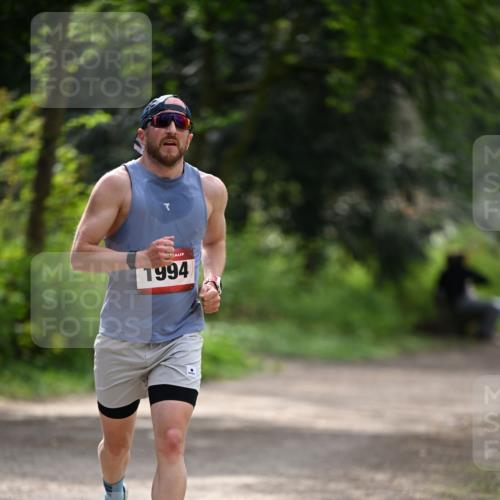 13.04.2025 - Hammer Lauf Dr. Thomas Lammeyer http://msf.ph/oto/7661034 13.04.2025 11:25:32 Laufen 1994 meine-sportfotos.de