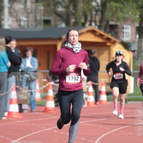 13.04.2025 - Hammer Lauf A. Gomolzig http://msf.ph/oto/7661054 13.04.2025 10:43:59 Ziel 157, 743, 1063, 1068, 1183, 1323, 1342, 1792 meine-sportfotos.de