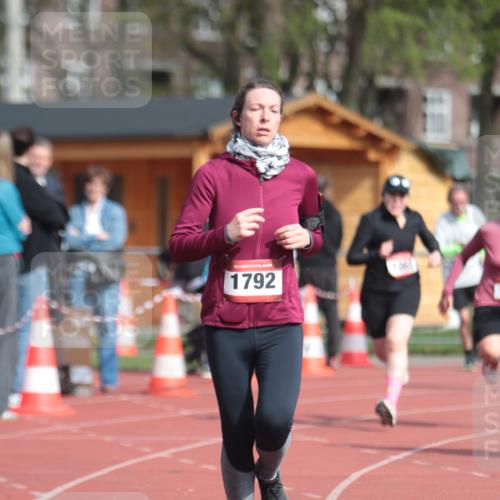 13.04.2025 - Hammer Lauf A. Gomolzig http://msf.ph/oto/7661055 13.04.2025 10:43:59 Ziel 157, 743, 1063, 1068, 1183, 1323, 1342, 1792 meine-sportfotos.de