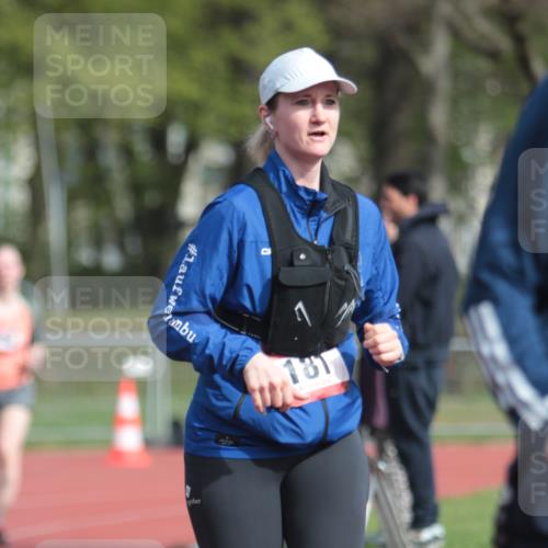 13.04.2025 - Hammer Lauf A. Gomolzig http://msf.ph/oto/7661141 13.04.2025 10:44:47 Ziel 181, 311, 694, 695, 823, 1986 meine-sportfotos.de