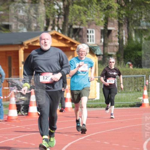 13.04.2025 - Hammer Lauf A. Gomolzig http://msf.ph/oto/7661184 13.04.2025 10:45:28 Ziel 110, 125, 323 meine-sportfotos.de