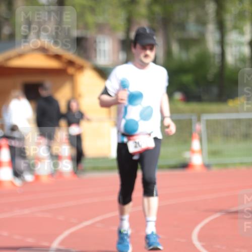 13.04.2025 - Hammer Lauf A. Gomolzig http://msf.ph/oto/7661202 13.04.2025 10:45:37 Ziel 209, 323, 573, 1069 meine-sportfotos.de