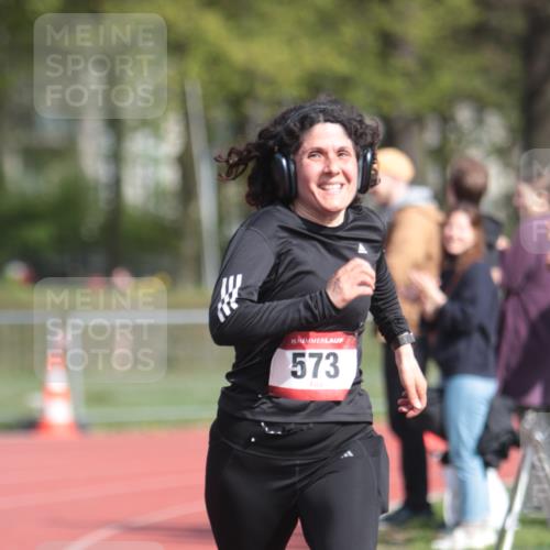 13.04.2025 - Hammer Lauf A. Gomolzig http://msf.ph/oto/7661216 13.04.2025 10:45:45 Ziel 282 meine-sportfotos.de