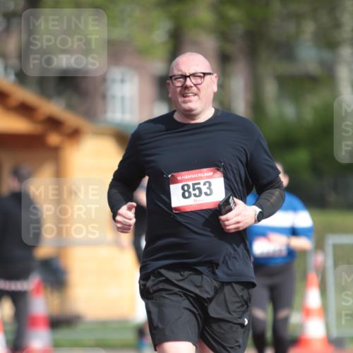 13.04.2025 - Hammer Lauf A. Gomolzig http://msf.ph/oto/7661265 13.04.2025 10:46:29 Ziel 853, 1095, 1111, 1271, 1788 meine-sportfotos.de