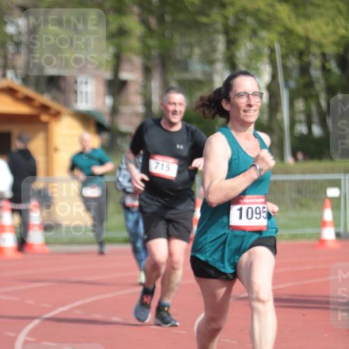 13.04.2025 - Hammer Lauf A. Gomolzig http://msf.ph/oto/7661286 13.04.2025 10:46:38 Ziel 568, 715, 1095, 1223, 1224 meine-sportfotos.de
