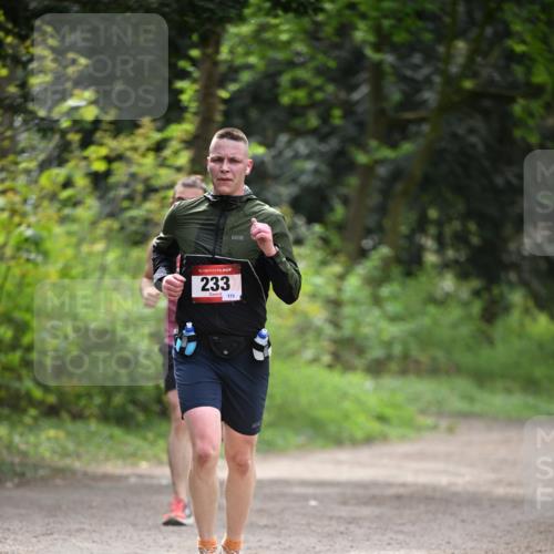 13.04.2025 - Hammer Lauf Dr. Thomas Lammeyer http://msf.ph/oto/7661313 13.04.2025 11:26:21 Laufen 15, 233, 173 meine-sportfotos.de