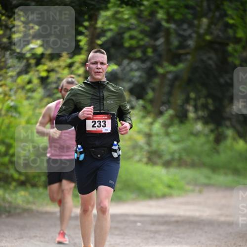 13.04.2025 - Hammer Lauf Dr. Thomas Lammeyer http://msf.ph/oto/7661320 13.04.2025 11:26:21 Laufen 233, 173 meine-sportfotos.de