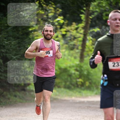 13.04.2025 - Hammer Lauf Dr. Thomas Lammeyer http://msf.ph/oto/7661333 13.04.2025 11:26:23 Laufen 15, 95, 220, 233 meine-sportfotos.de