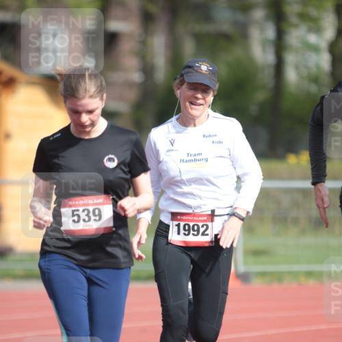 13.04.2025 - Hammer Lauf A. Gomolzig http://msf.ph/oto/7661348 13.04.2025 10:47:08 Ziel 149, 539, 1992, 1993 meine-sportfotos.de