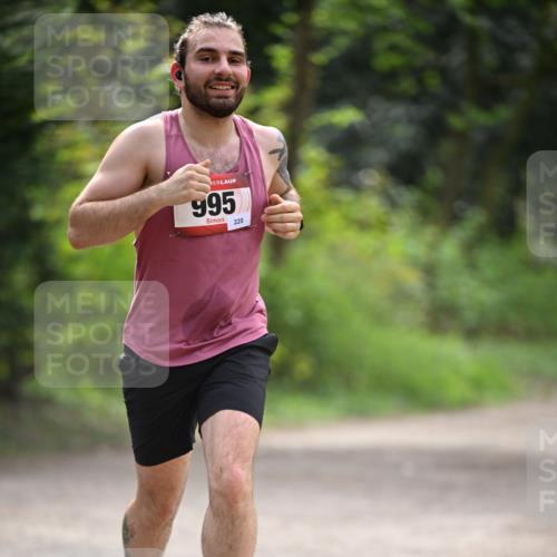 13.04.2025 - Hammer Lauf Dr. Thomas Lammeyer http://msf.ph/oto/7661355 13.04.2025 11:26:24 Laufen 995, 220 meine-sportfotos.de