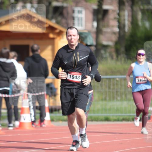 13.04.2025 - Hammer Lauf A. Gomolzig http://msf.ph/oto/7661387 13.04.2025 10:47:43 Ziel 1164 meine-sportfotos.de